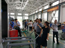 奉賢區(qū)和四團鎮(zhèn)總工會領導蒞臨我司參觀指導