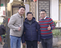 老撾前副總理凌緒光的中市街之旅：尊重歷史，期待未來(lái)