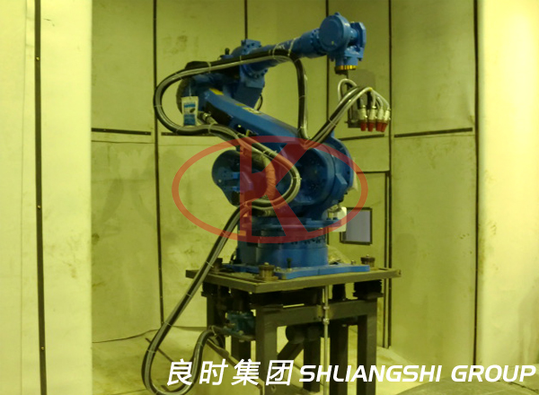 水箱噴砂機器人 