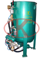 雙倉雙槍連續(xù)電遙控噴砂機